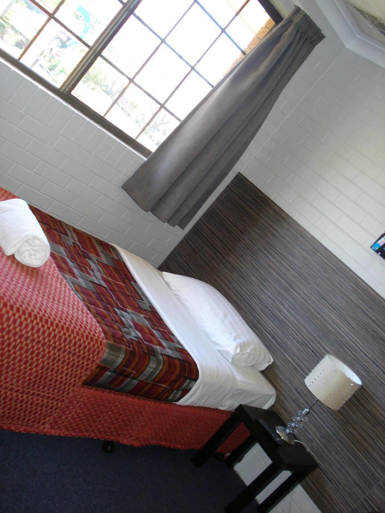 Raceview Motor Inn Toowoomba Zewnętrze zdjęcie